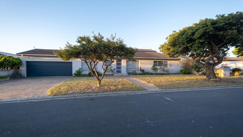 4 Bedroom Property for Sale in Tygerdal Western Cape
